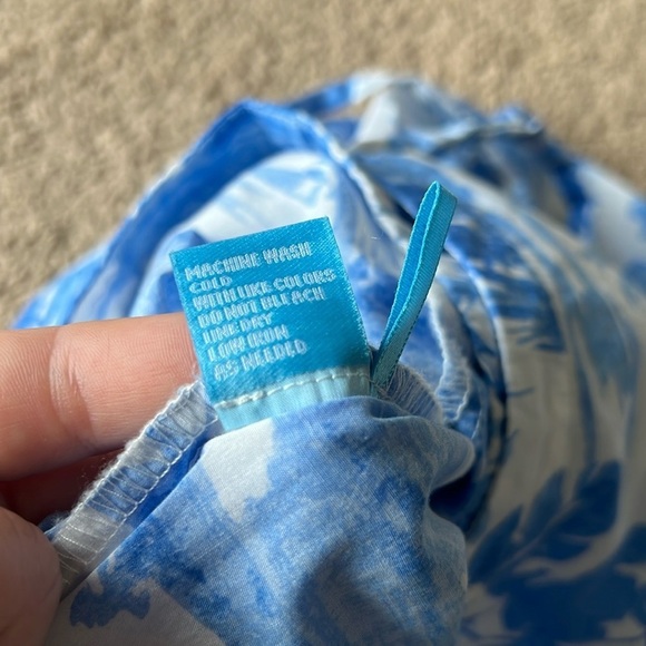 J. McLaughlin Eugene Pant in Blue Villa Palm with Overlapping Front Wrap Panels - Picture 6 of 8